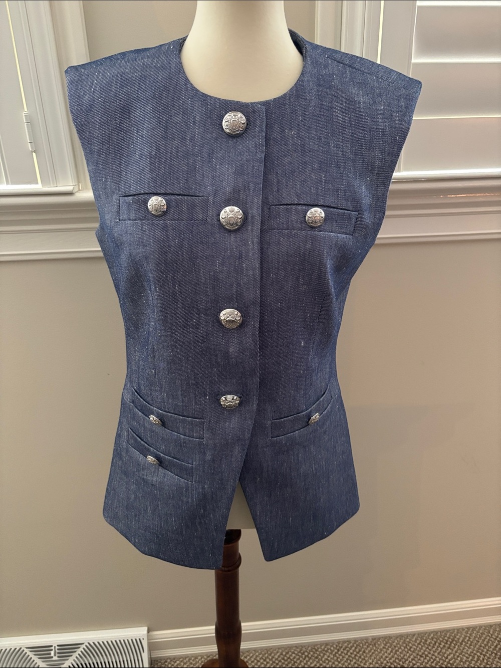 Veronica Beard Sleeveless Denim-Look Button Vest in Blue Malange